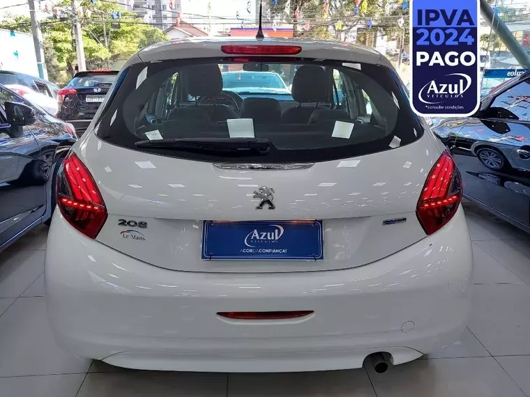 Peugeot 208 Branco 6