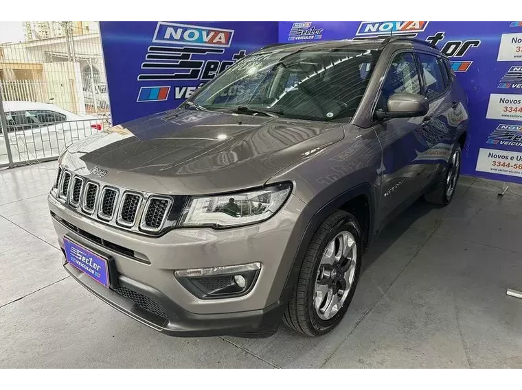 Jeep Compass Cinza 11