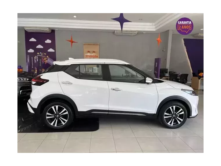 Nissan Kicks Branco 3