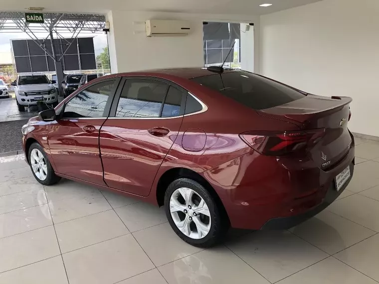 Chevrolet Onix Vermelho 9