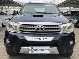 Toyota Hilux SW4