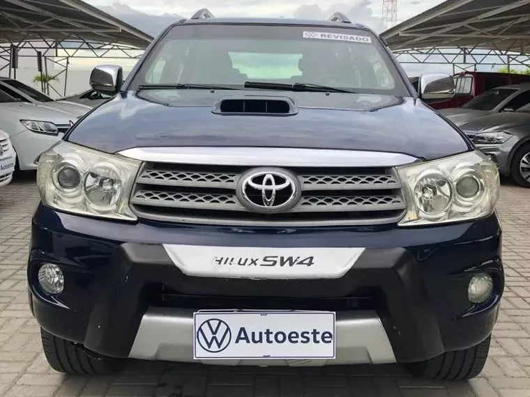 Toyota Hilux SW4 Azul 2