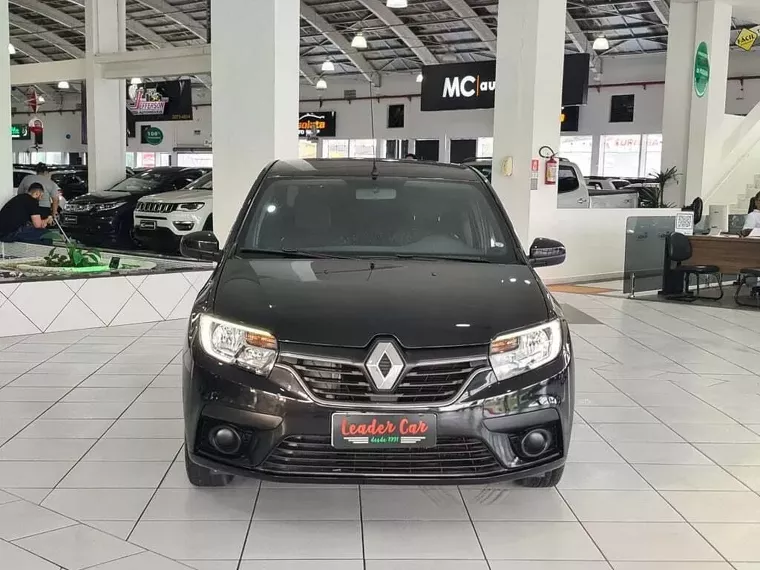 Renault Logan Preto 14