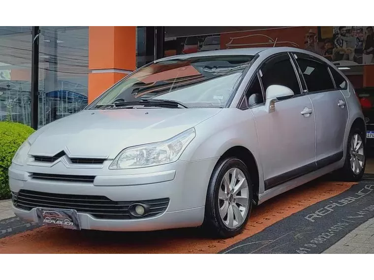 Citroën C4 Prata 10