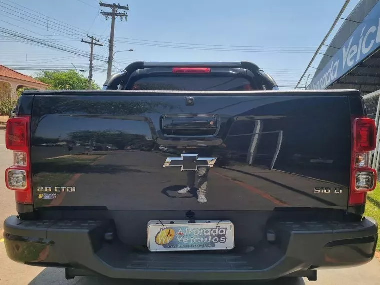 Chevrolet S10 Preto 7