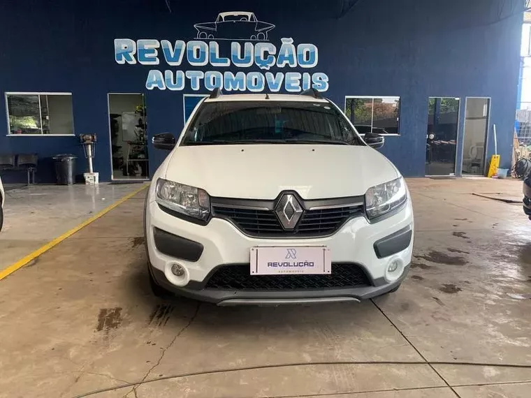 Renault Sandero Branco 1