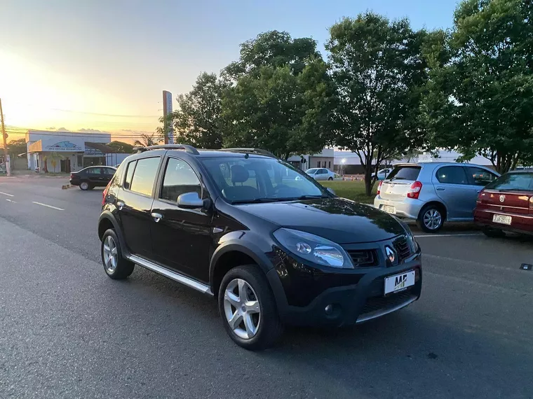 Renault Sandero Preto 8