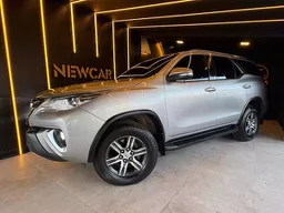 Toyota Hilux SW4