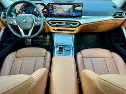 BMW 320i