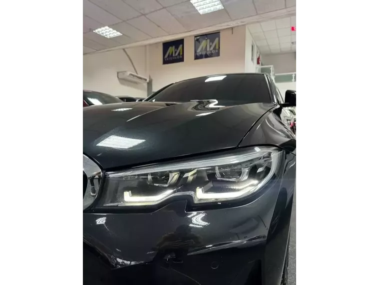 BMW 320i Preto 14