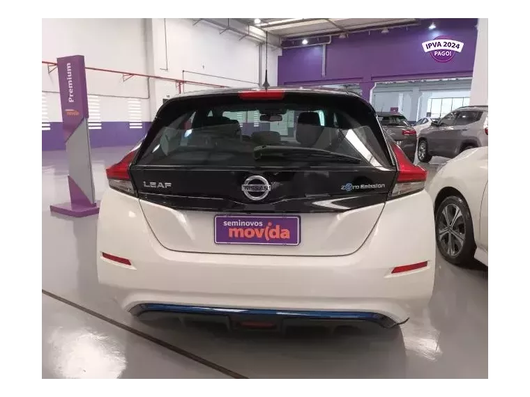 Nissan Leaf Preto 4