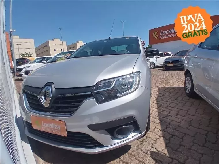 Renault Logan Prata 9