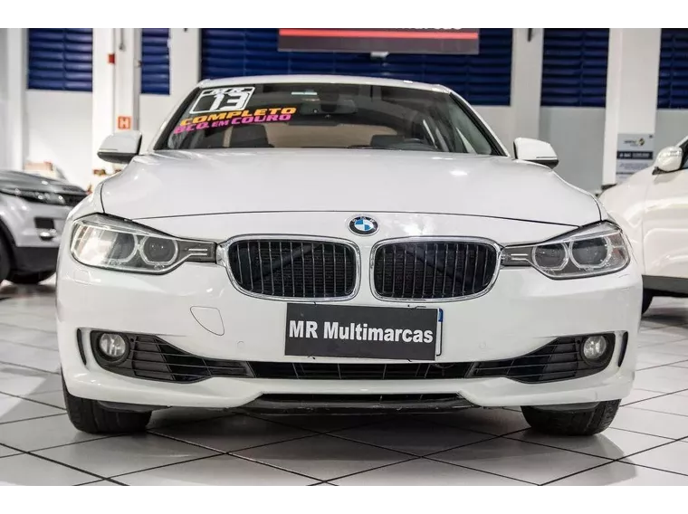 BMW 320i Branco 8