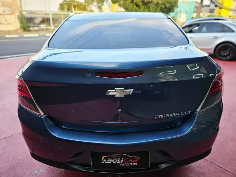 Chevrolet Prisma Azul 2