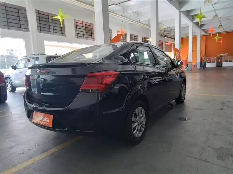 Chevrolet Onix Preto 2