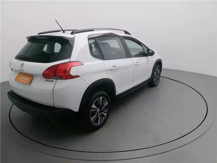 Peugeot 2008 Branco 9