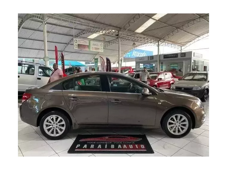 Chevrolet Cruze Cinza 2