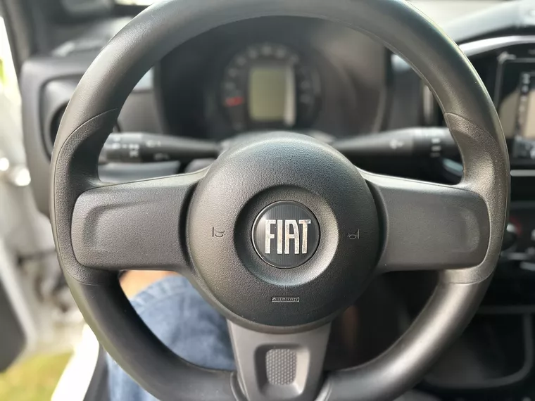 Fiat Strada Branco 18