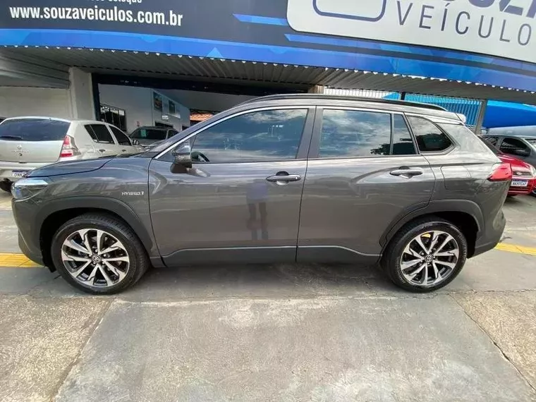 Toyota Corolla Cross Cinza 14