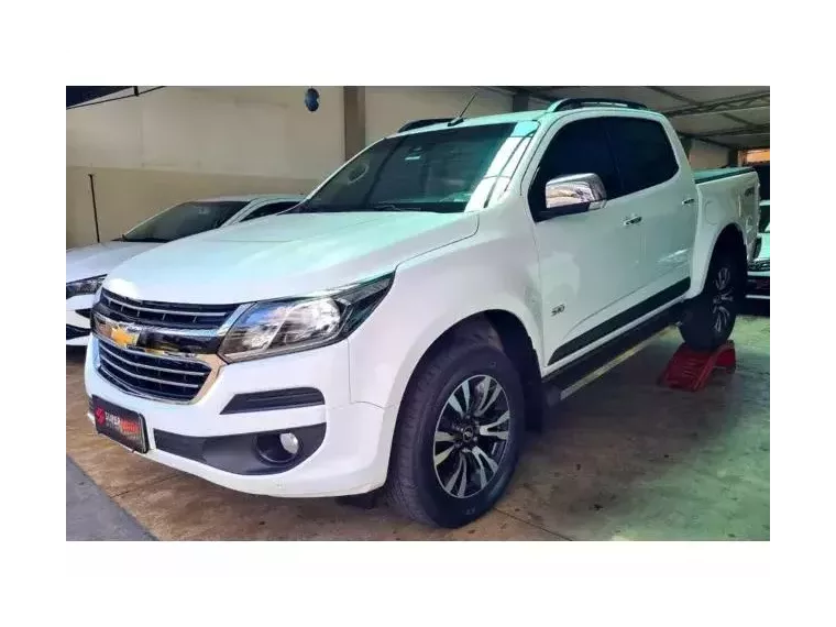 Chevrolet S10 Branco 4