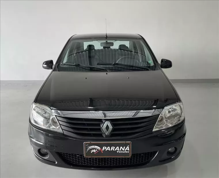 Renault Logan Preto 5