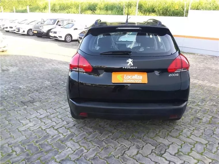 Peugeot 2008 Preto 5