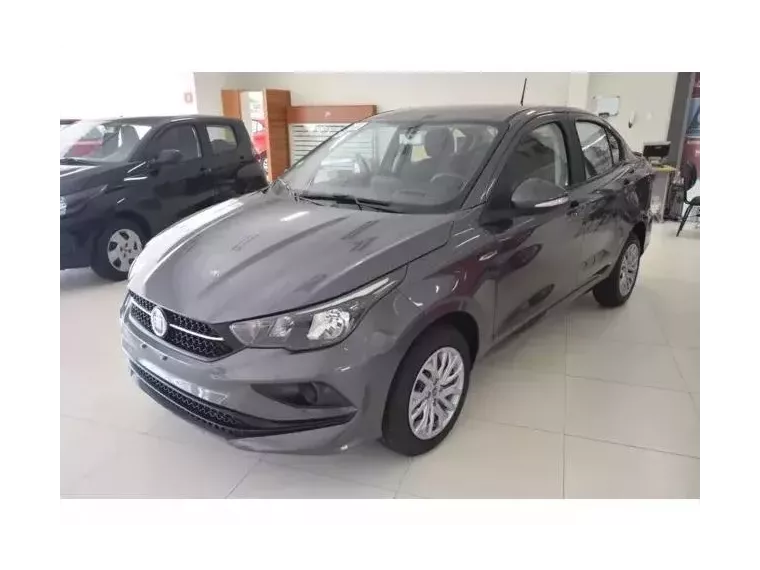 Fiat Cronos Cinza 1