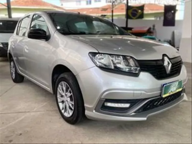 Renault Sandero Prata 4