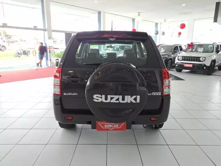 Suzuki Grand Vitara Marrom 16