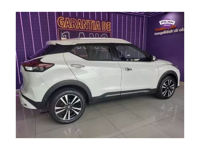 Nissan Kicks Branco 2