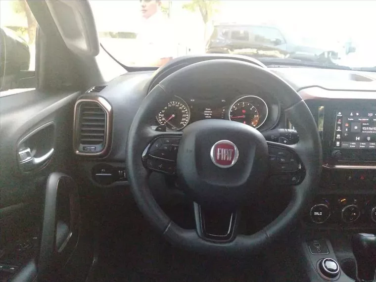 Fiat Toro Marrom 3