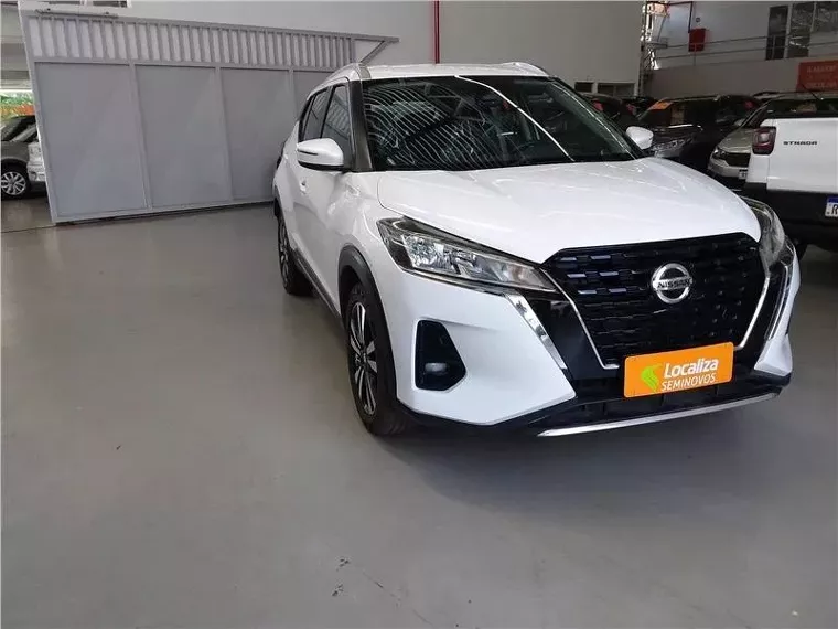 Nissan Kicks Branco 3