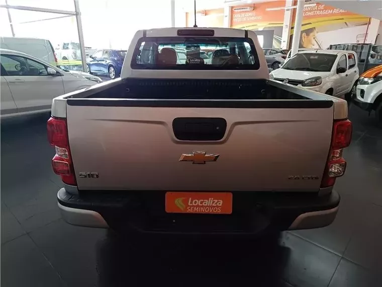 Chevrolet S10 Prata 4