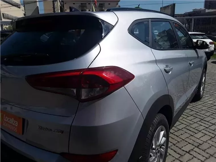 Hyundai Tucson Prata 5