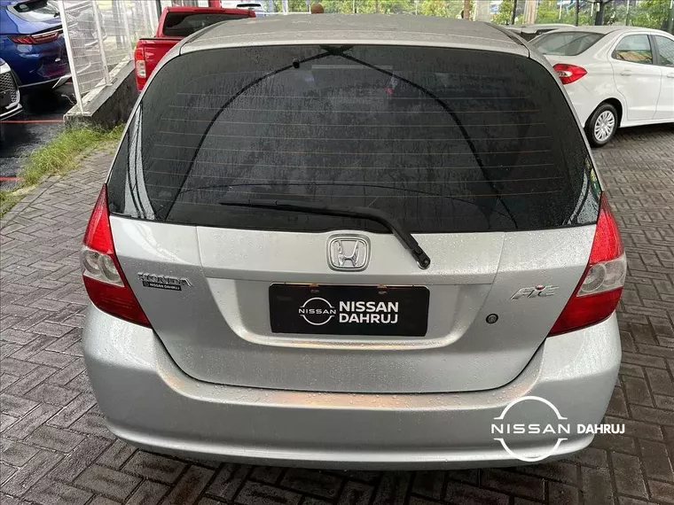 Honda FIT Prata 16