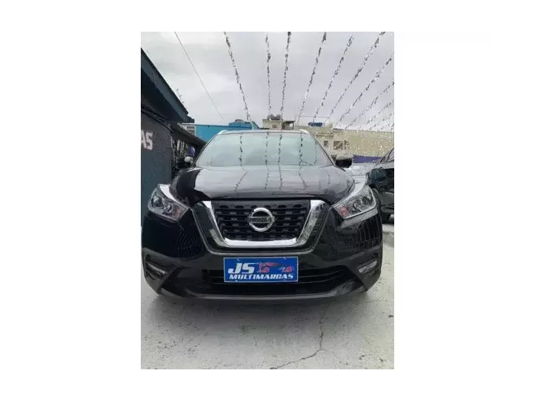 Nissan Kicks Preto 4