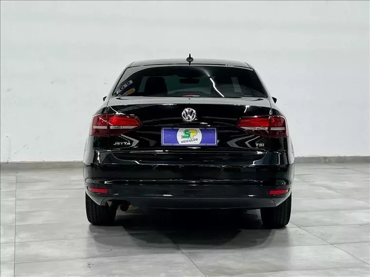 Volkswagen Jetta Preto 14