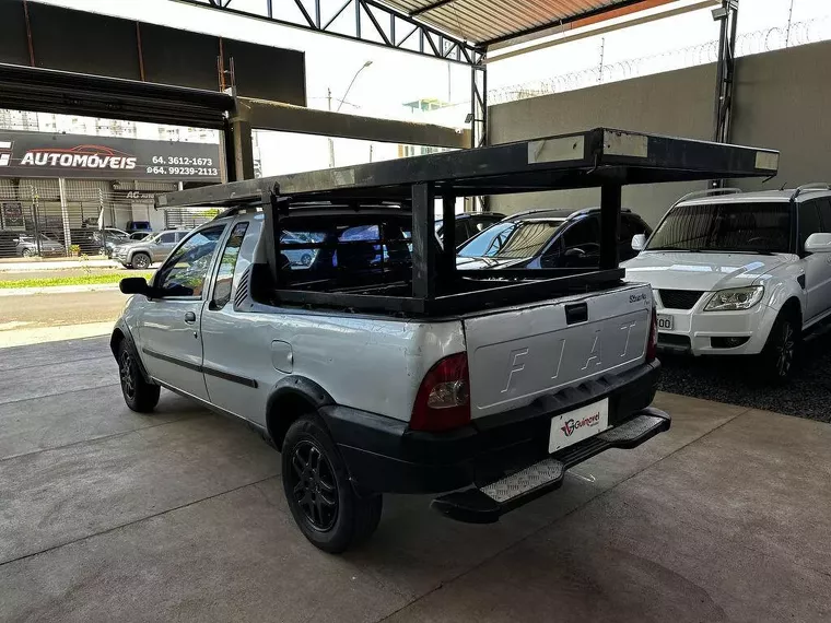 Fiat Strada Prata 4