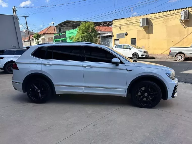 Volkswagen Tiguan Branco 9