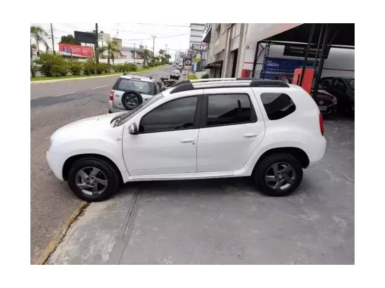 Renault Duster Branco 6