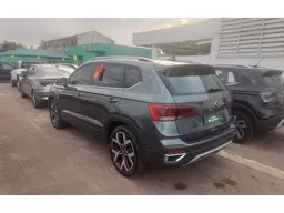 Volkswagen Taos