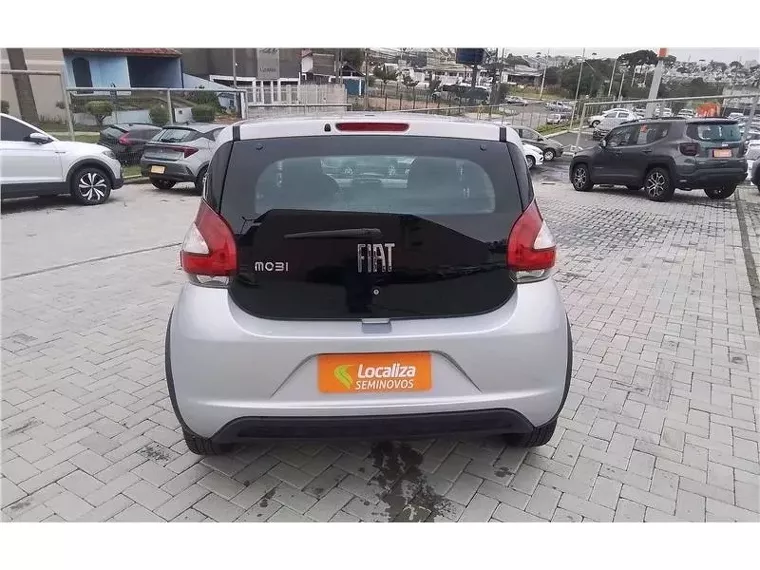 Fiat Mobi Prata 2