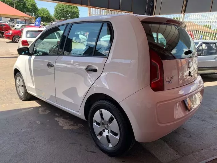 Volkswagen UP Branco 5