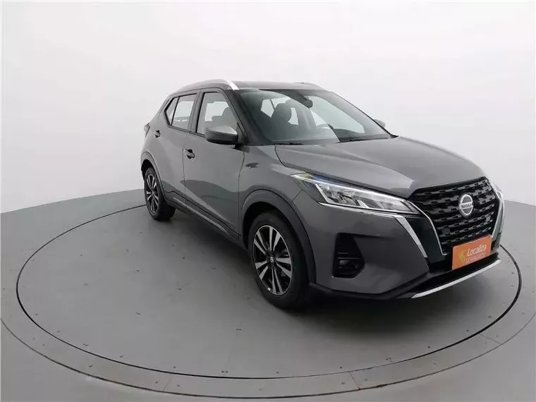 Nissan Kicks Cinza 12