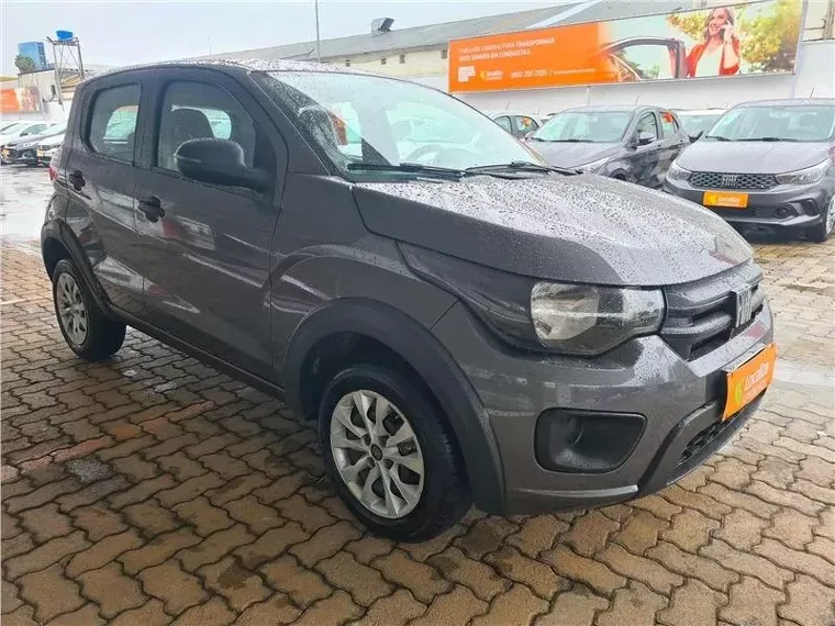 Fiat Mobi Prata 8