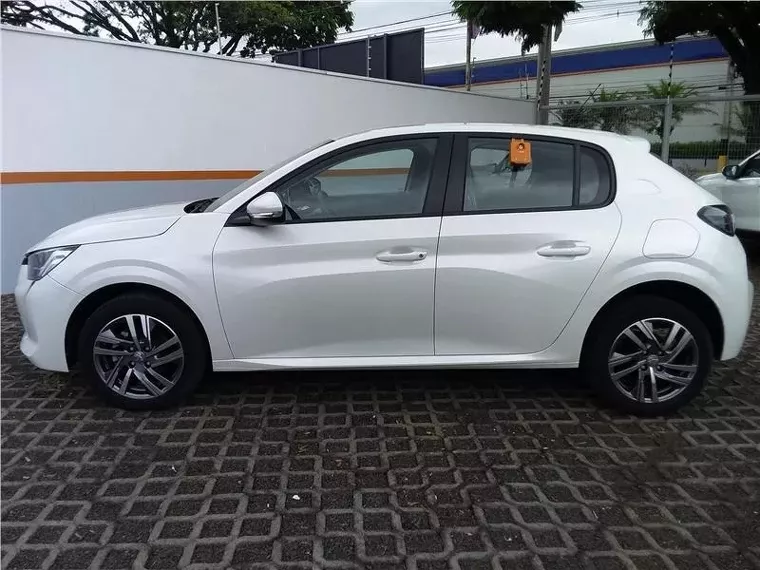 Peugeot 208 Branco 5