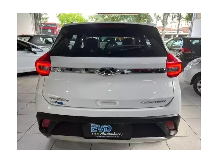 Chery Tiggo 2 Branco 8