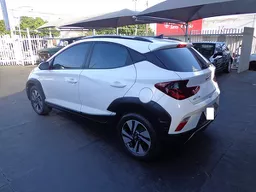 Hyundai HB20X