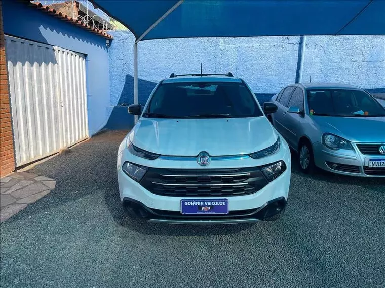 Fiat Toro Branco 7