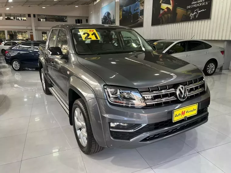 Volkswagen Amarok Cinza 4